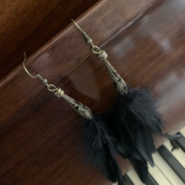 Feather earrings (long)