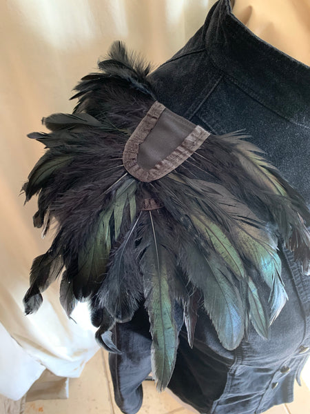 Feather epaulettes
