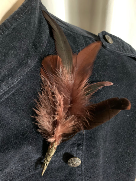 Feather brooches (Boutonnieres) - bronze
