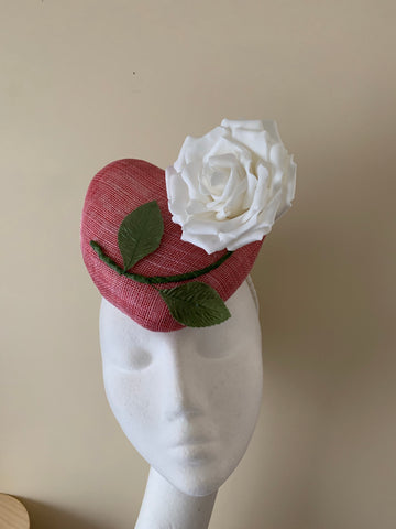 Alexina - heart shaped pink percher with white rose trim